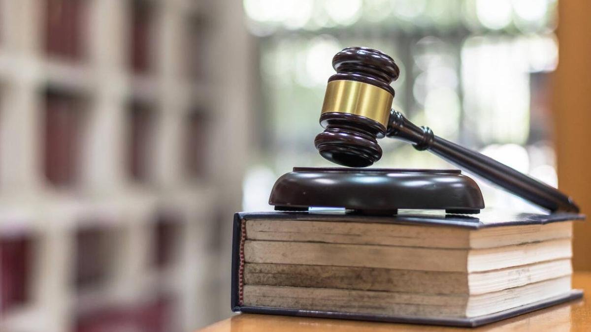 Destituyen e inhabilitan a un exfuncionario judicial en Bolívar para crear nómina falsa y desviar más de $500 millones