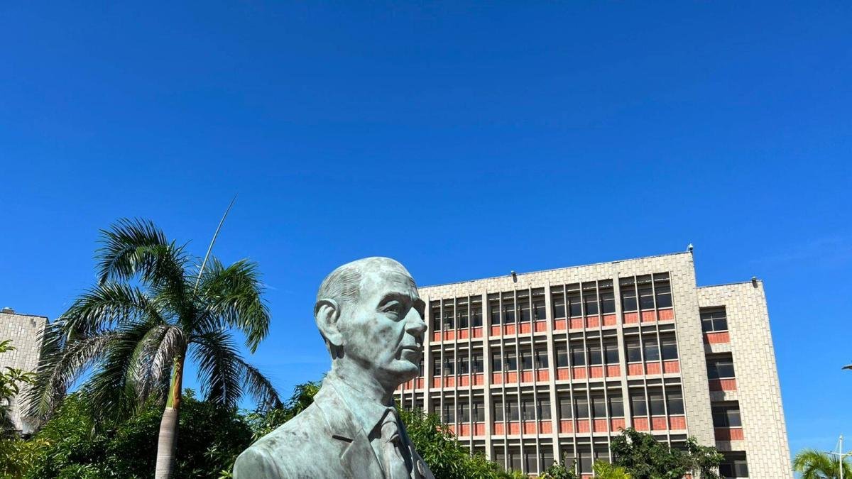 ¿Quién es Rafael Castillo Pacheco, el rector recién designado en la Uniatlántico que está bajo la lupa por sus antecedentes disciplinarios?