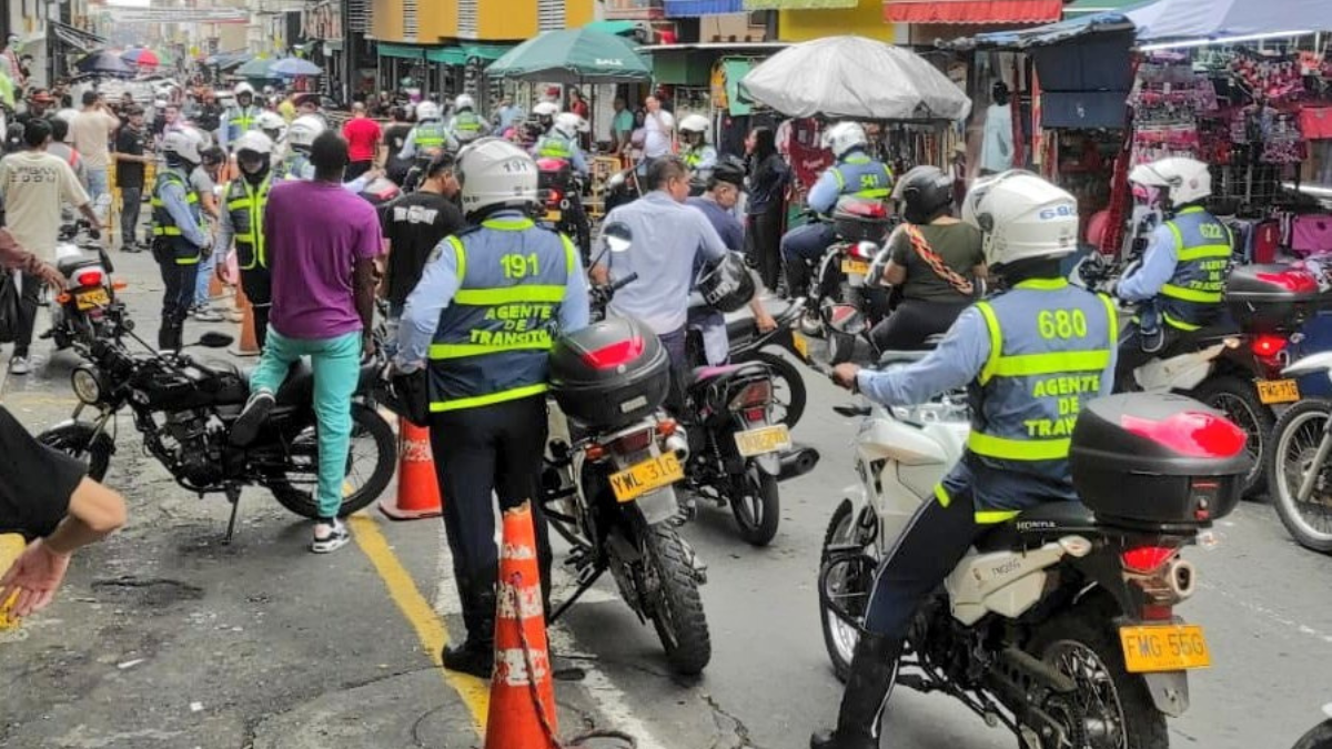¿Crisis en la Secretaría de Movilidad de Cali? Concejales piden la renuncia a su titular tras violencia entre agentes de tránsito y conductores