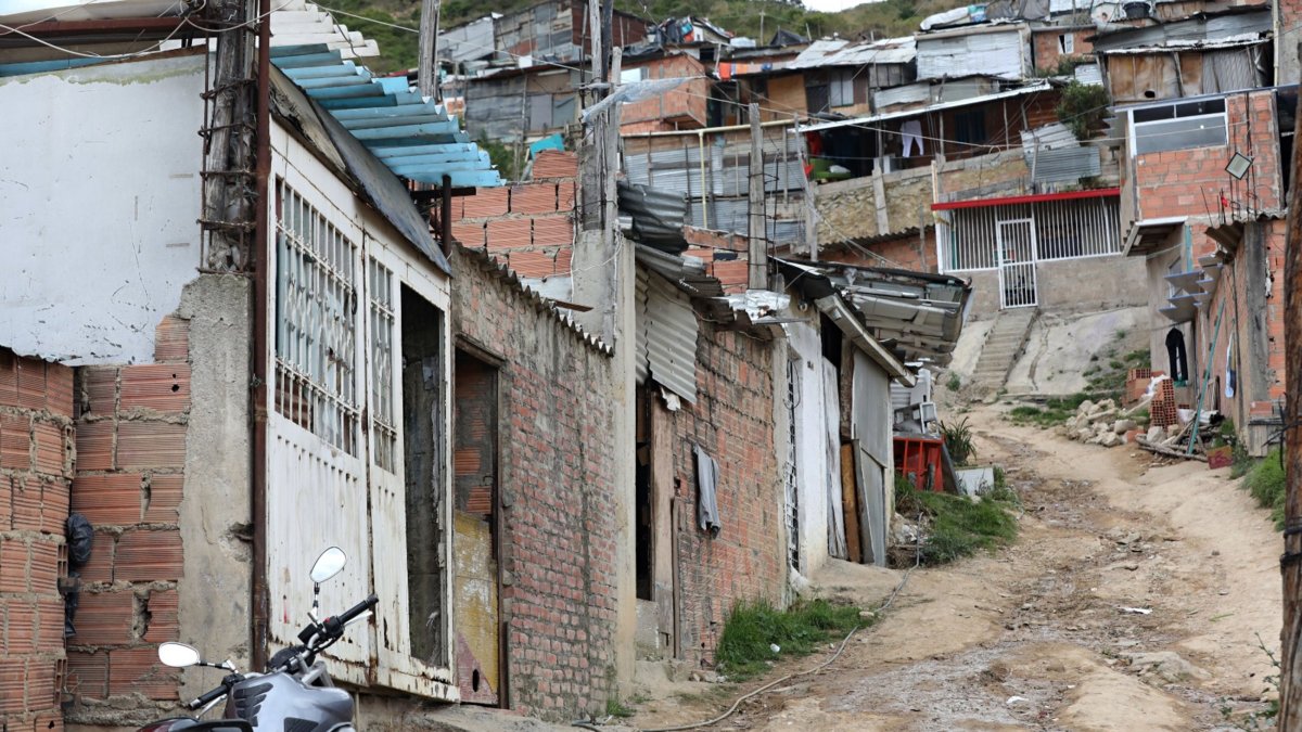 hogares paganos altos arriendos por casas precarias