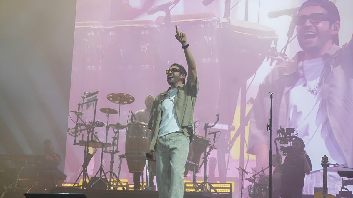 la generación de las 'tragas malucas' y 'las monas que bailan' llegó al Movistar Arena