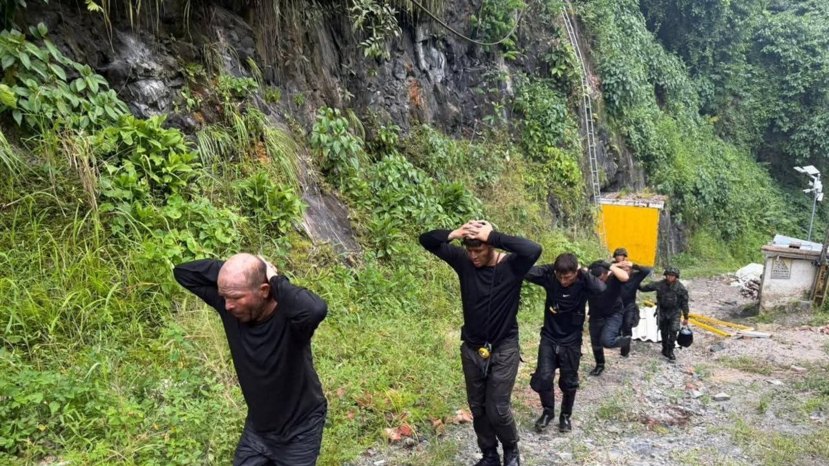 Comando armado asalto mina de esmeraldas en el 'Cinturón Verde' Boyacá