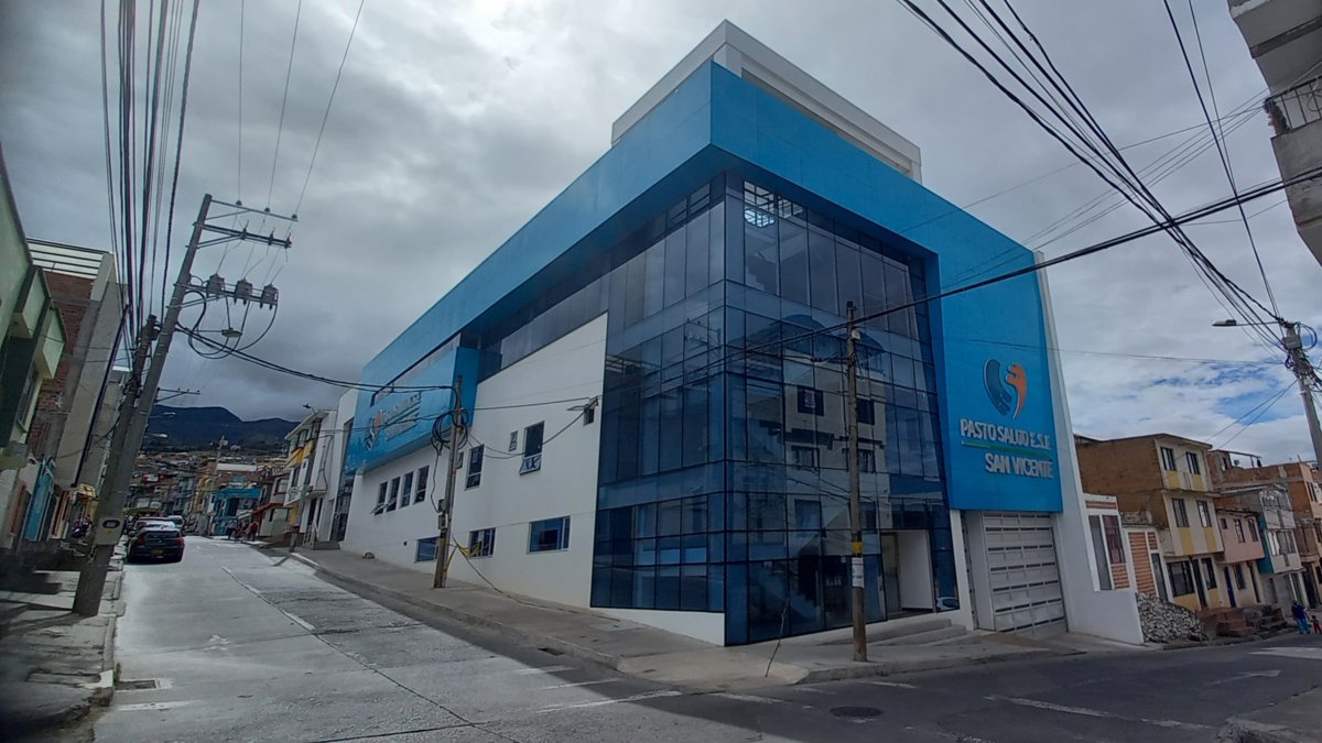 Padres de un menor de edad que se quedó con pólvora en Pasto, tras llevarlo a un centro de salud lo retiraron y luego agredieron al vigilante.