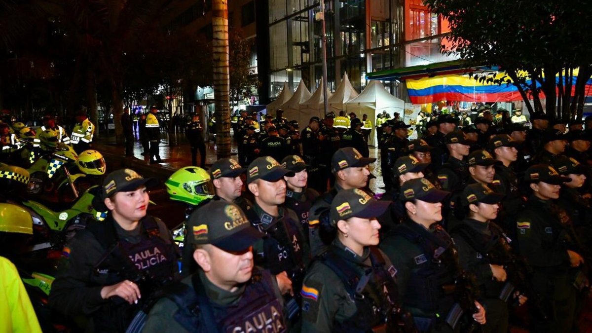 A Bogotá le hacen falta por lo menos 10.000 policías para cuidar a los cerca de ocho millones de habitantes