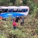 Bus de Copetrán se fue al abismo y rodó varios metros en vía entre Bucaramanga y Arauca: reportan un muerto y varios heridos