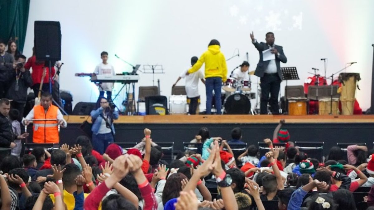 326 niños de Centros Amar recibieron regalos de Navidad en jornada de prevención del trabajo infantil y otras vulneraciones a sus derechos