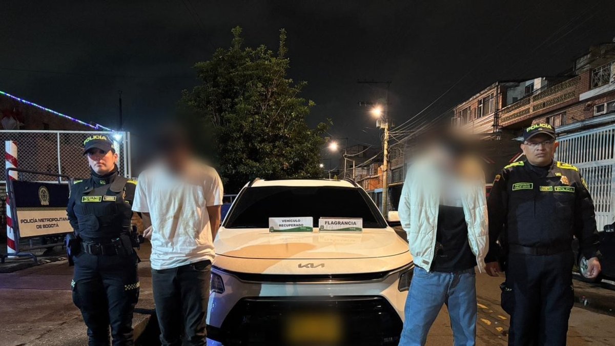 Capturan a delincuentes que solicitaron transporte por aplicación digital para robar, con arma cortopunzante, a conductor en Bogotá