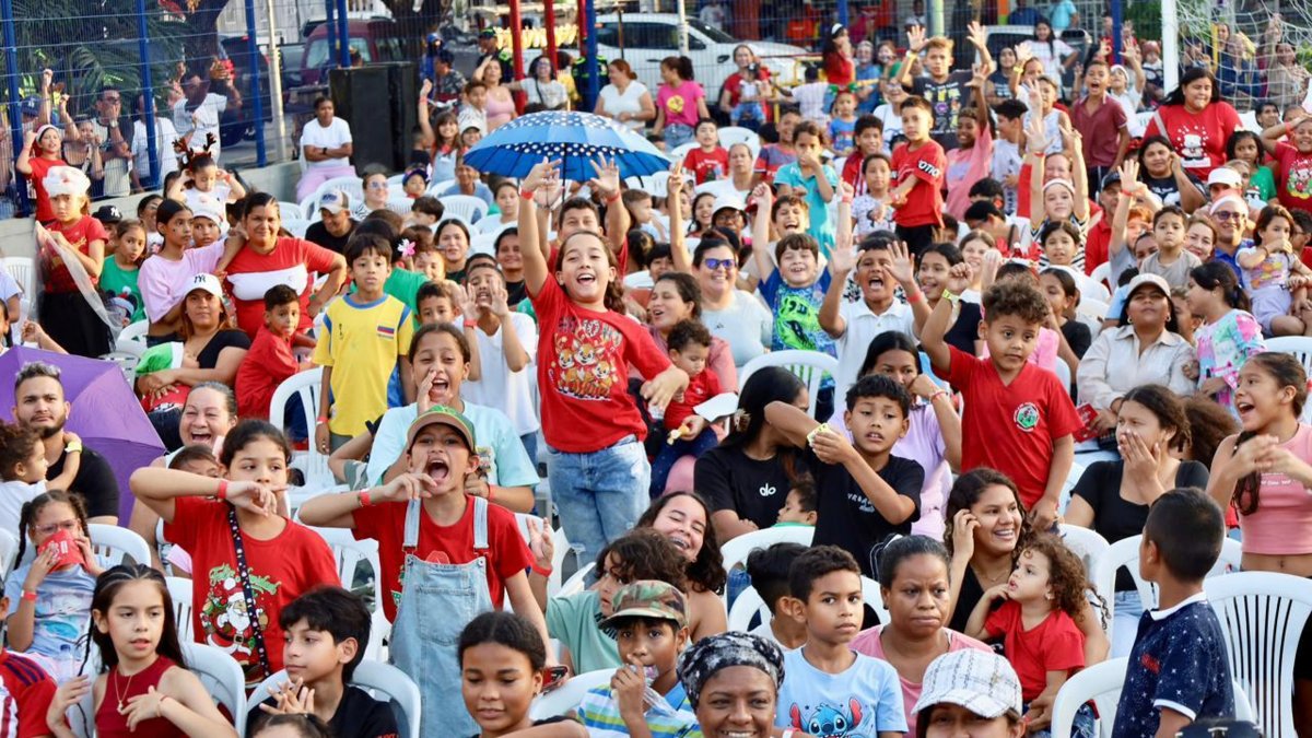 ocho días de novenas y cerca de 40.000 regalos alegraron a 10.000 niños de la ciudad