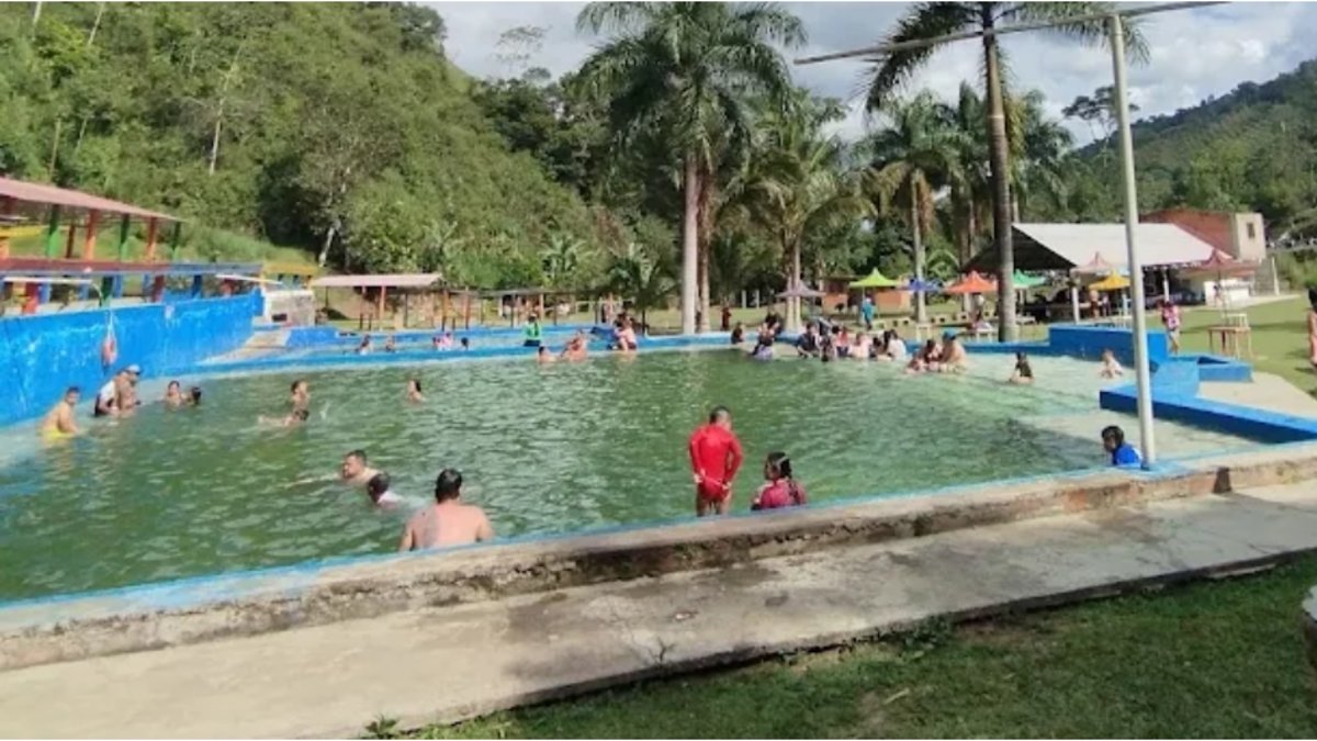Niña de seis años murió ahogada cuando jugaba en una piscina de un balneario de Rionegro, en Santander: sus padres estaban distraídos