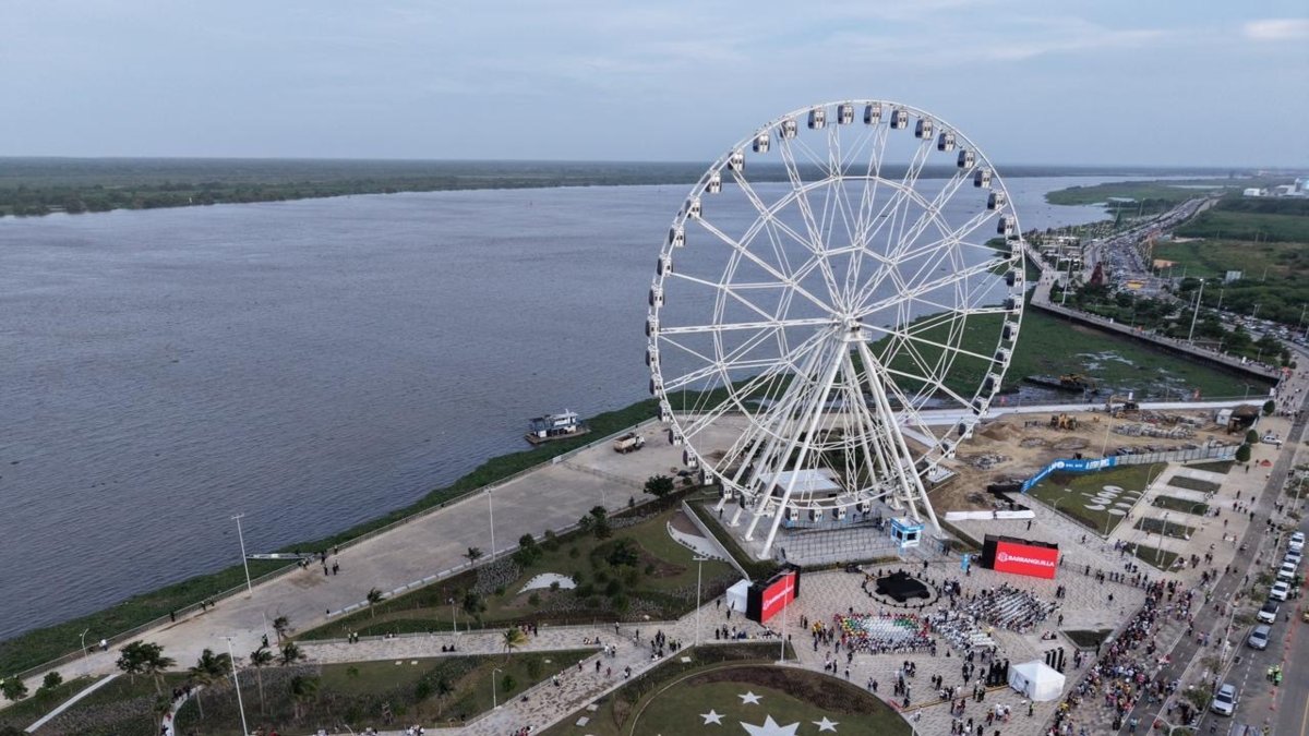 Luna del Río tendrá horario especial para recibir el 2026 en el Gran Malecón; cupos limitados