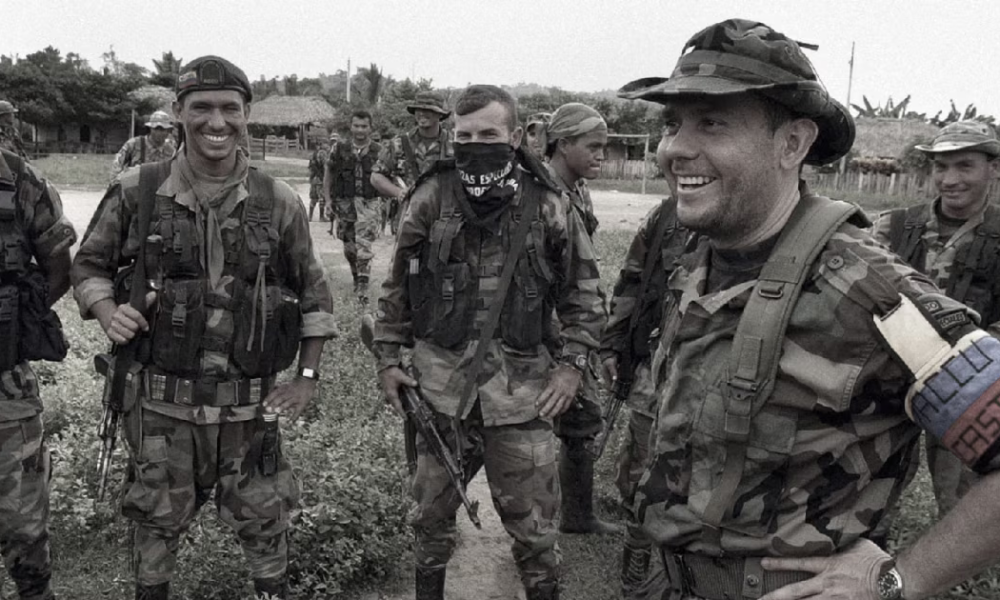 Accionistas de Falabella en Colombia habrían comprado predios del paramilitar Carlos Castaño: Fiscalía les embargó 522 hectáreas