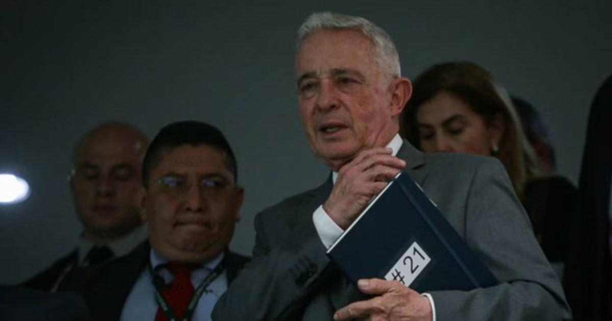 Álvaro Uribe lanzó advertencia sobre la constituyente que el Gobierno respalda: “Una estrategia electoral”