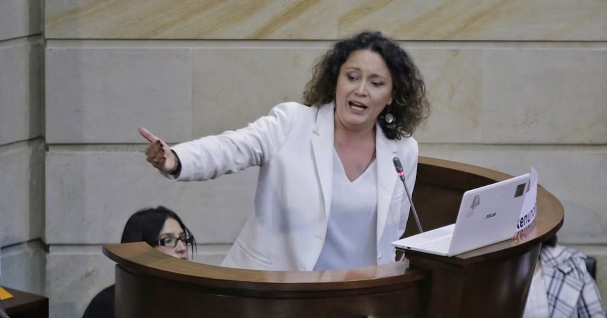 Angélica Lozano alerta que la emergencia económica podría caer en la Corte Constitucional: “El presidente sabe que es improcedente”