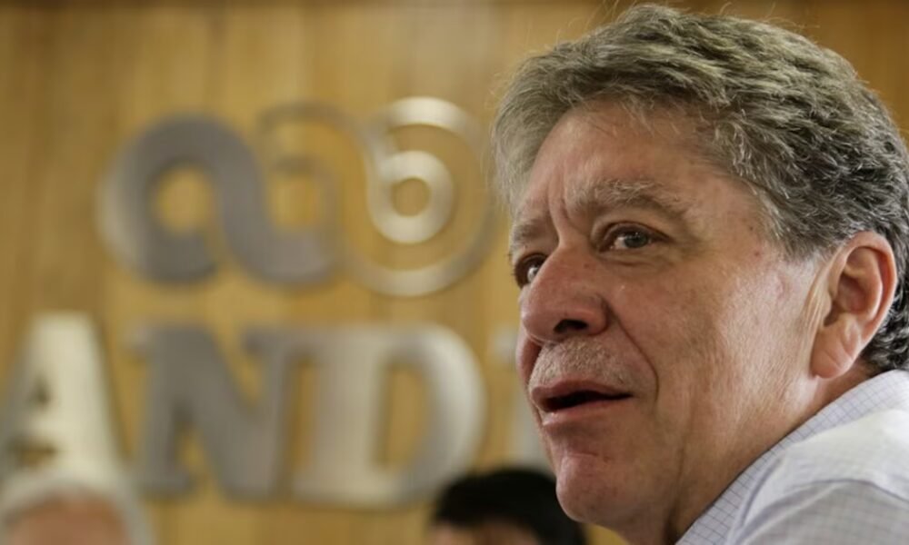 Bruce Mac Master se despachó contra el ministro de Salud por invitación a la mesa de trabajo de la UPC: “Le miente al país”