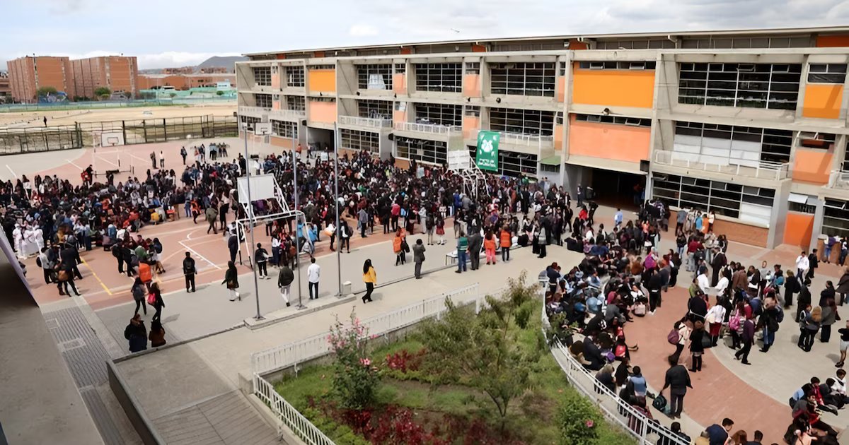 Calendario académico 2026 en Bogotá fija inicio de clases, recesos y semanas institucionales en colegios oficiales