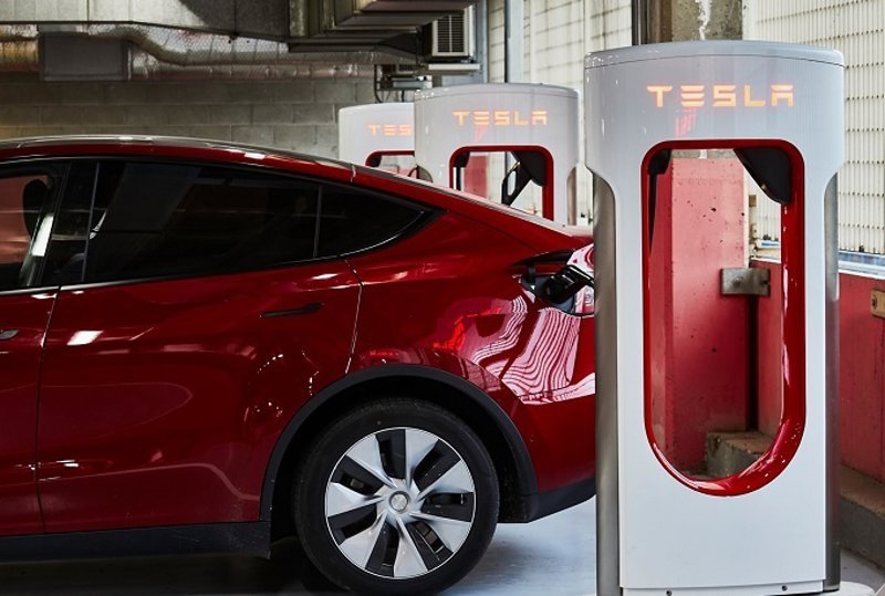 Canaccord sube precio a Tesla y cree que la desaceleración de la demanda es temporal