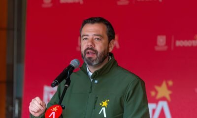 Carlos Fernando Galán cuestionó carta con que 31 congresistas solicitaron liberar a 11 jóvenes acusados de terrorismo en Bogotá: “Eso no es manifestación”
