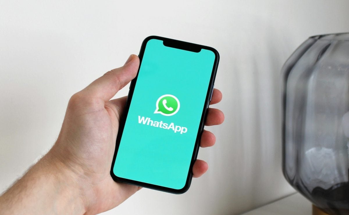 De manera periódica, WhatsApp saca de su lista de actualizaciones a los celulares que ya no tienen un sistema operativo moderno. Foto: Pixabay