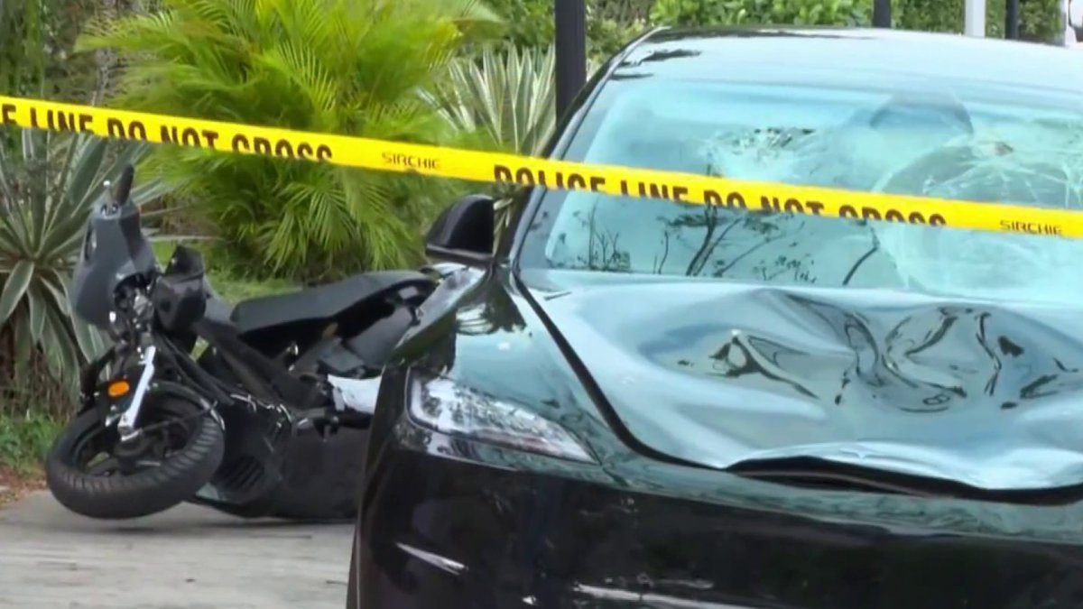 Conductor de scooter muere en choque con Tesla en Miami – Telemundo Miami (51)