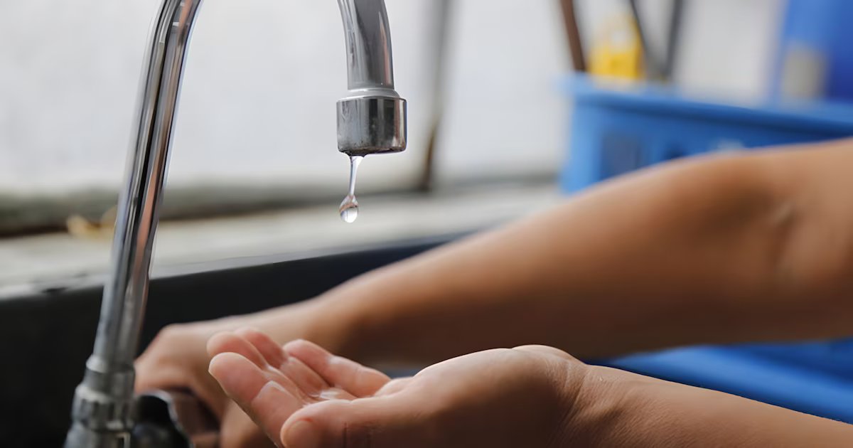 Corte masivo de agua en Kennedy: más de 60 barrios sin servicio por daño en una importante tubería