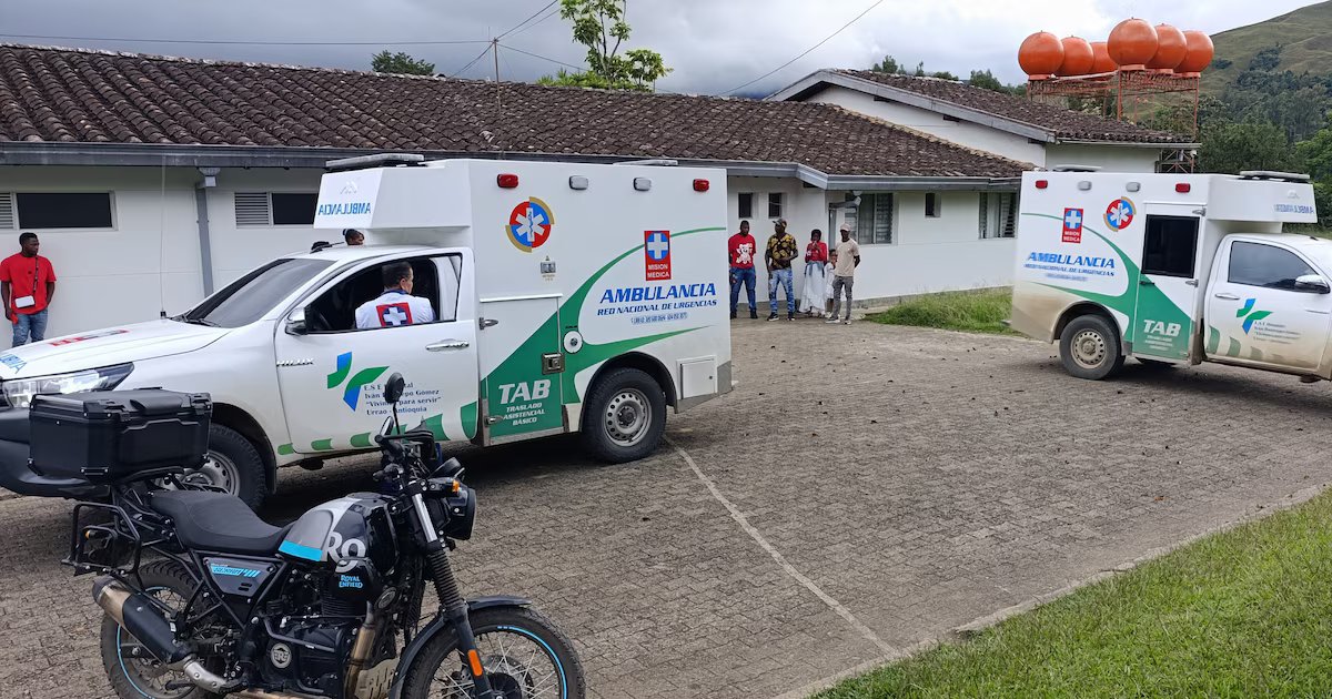 Dos menores de nueve años resultaron gravemente heridos tras caer de un camión en Urrao, Antioquia