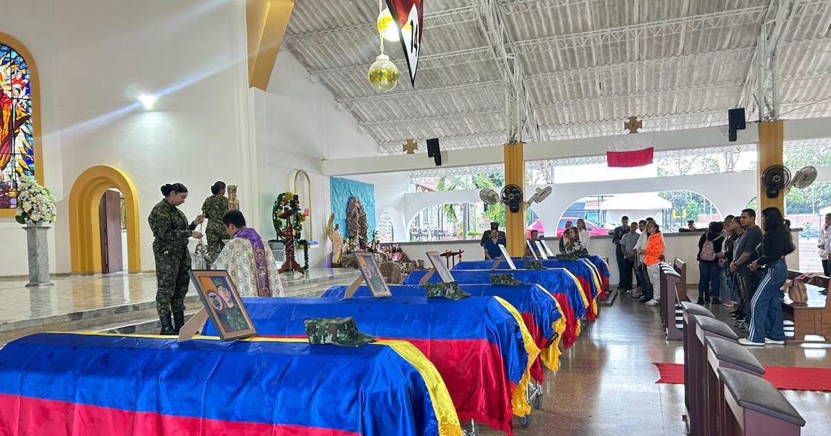 Ejército honró a los siete soldados que fallecieron en atentado del ELN en Aguachica, Cesar: “Su sacrificio jamás será olvidado”