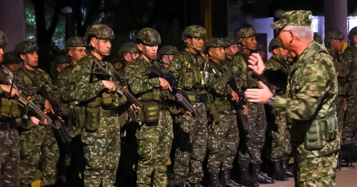 El general Cardozo responsabilizó al ELN por ataque a la base militar de Aguachica: “Este ataque contra quienes protegen a Colombia no quedará impune”