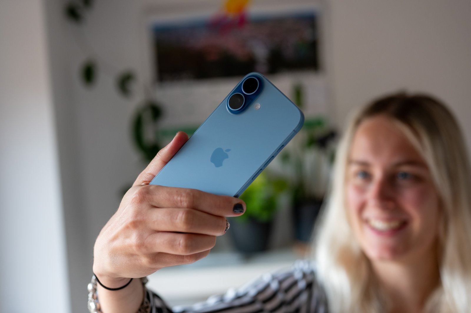 El iPhone 17 rompe récords. Apple se encamina hacia su año más exitoso de la historia – Letem svetem Applem