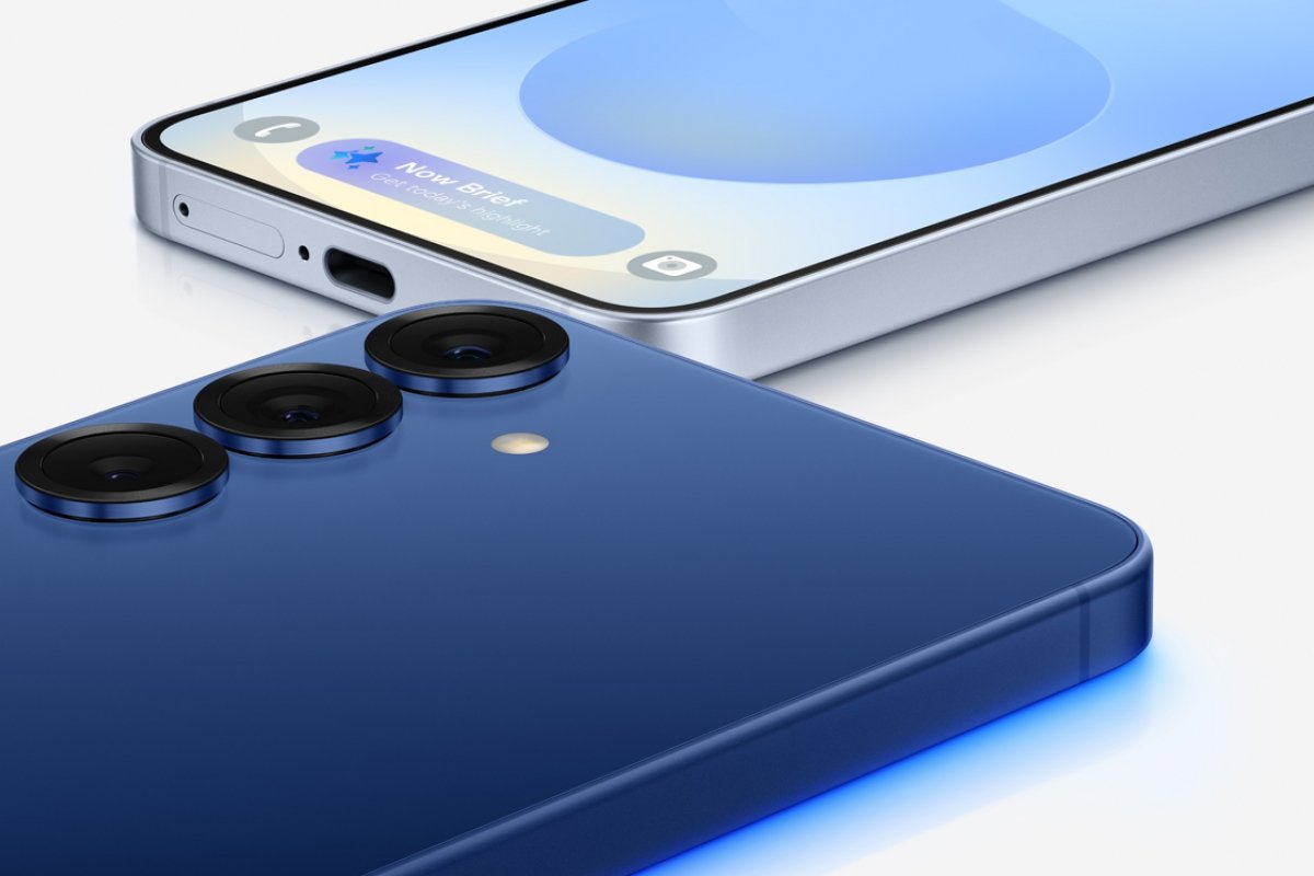 El lanzamiento del iPhone 17 ha hecho que Samsung mantenga las mismas cámaras del Galaxy 25 en el S26