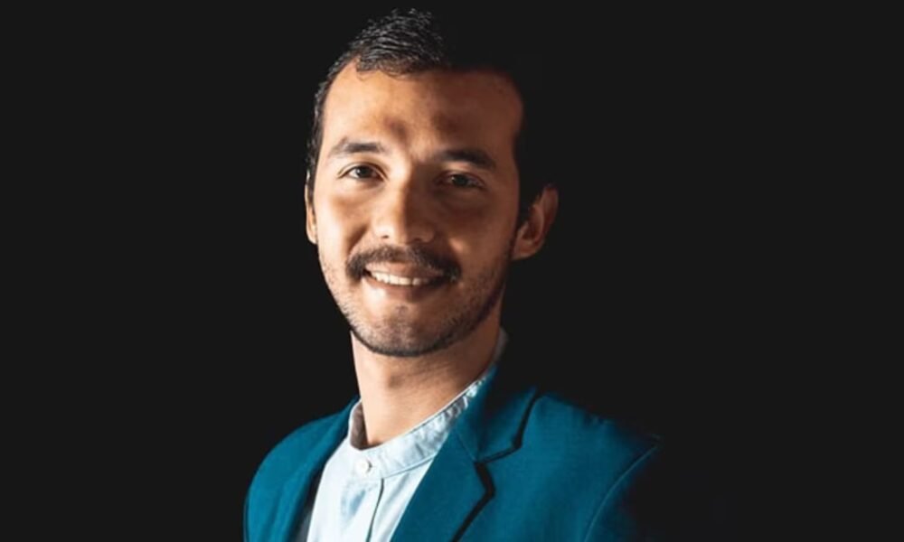 El oscuro pasado de Yo Me Llamo Eddie Santiago 2019: alcohol, violencia y la historia que casi lo lleva a prisión