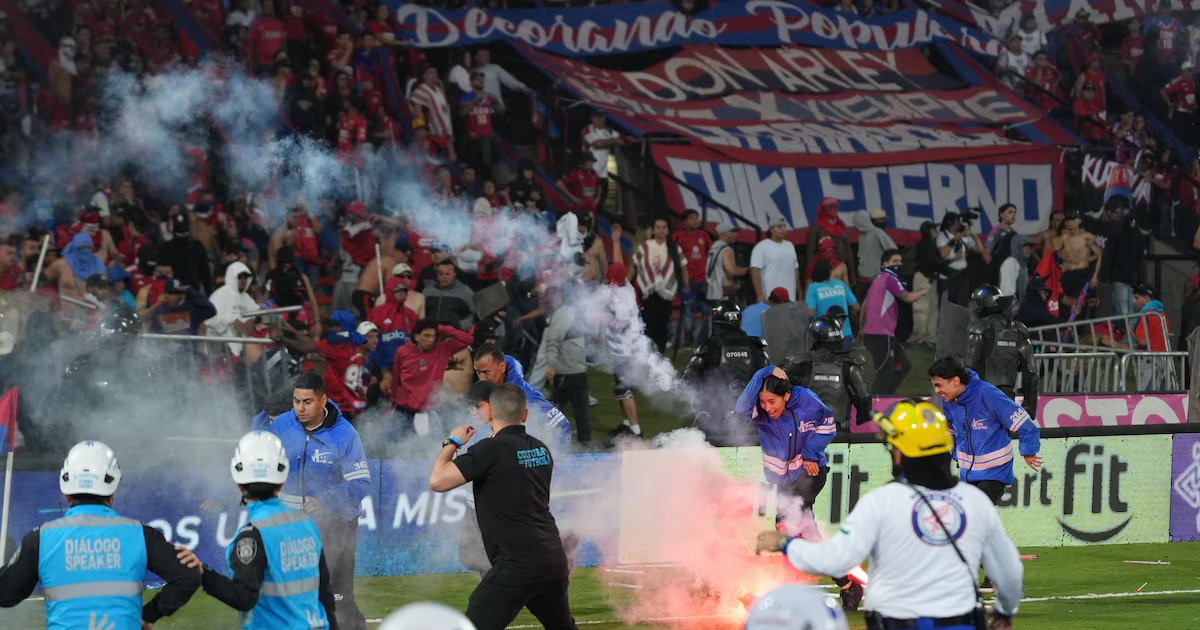 En 2025 las barras bravas se tomaron los estadios de Colombia: estos fueron algunos de los disturbios protagonizados por los hinchas