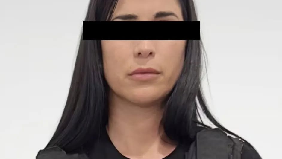 En prisión de Paraguay interceptaron un celular destinado a la esposa de Marset, presunto narcotraficante uruguayo. En un comunicado, el Comando de las Fuerzas Militares señaló que Federico García Troche escondió un iPhone de “alta gama” dentro de un t - facebook.com