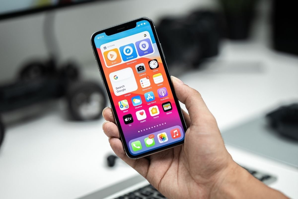 Este iPhone dejará de servir en todo el mundo: Apple lo declara obsoleto