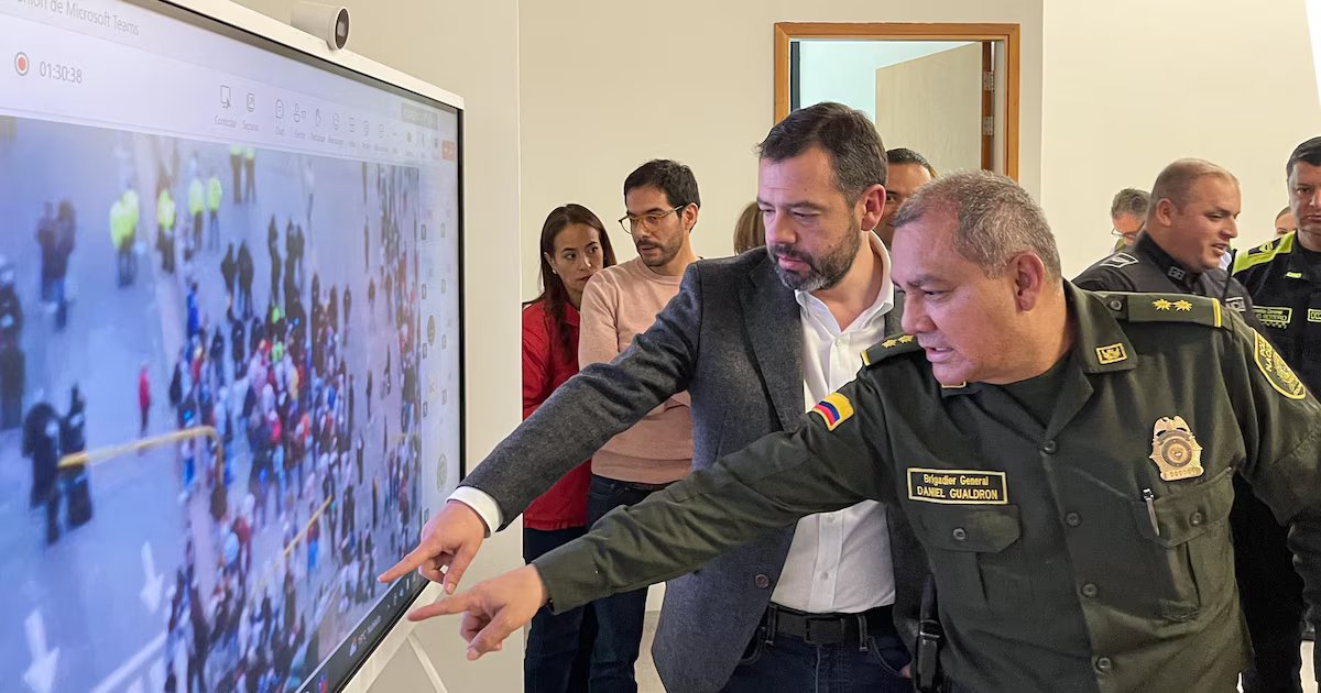 Galán objetó proyecto para medir la fatiga de conductores de buses en Bogotá: concejal pide reconsiderar decisión