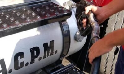 Gobierno Petro le amargó la Navidad a los colombianos con sorpresivo aumento: la Creg confirmó alza en los combustibles