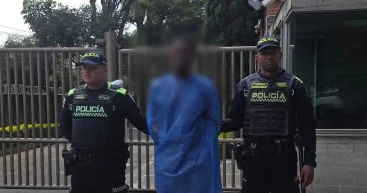Hombre en aparente estado de embriaguez atacó a puñal a sus familiares durante una reunión en Medellín