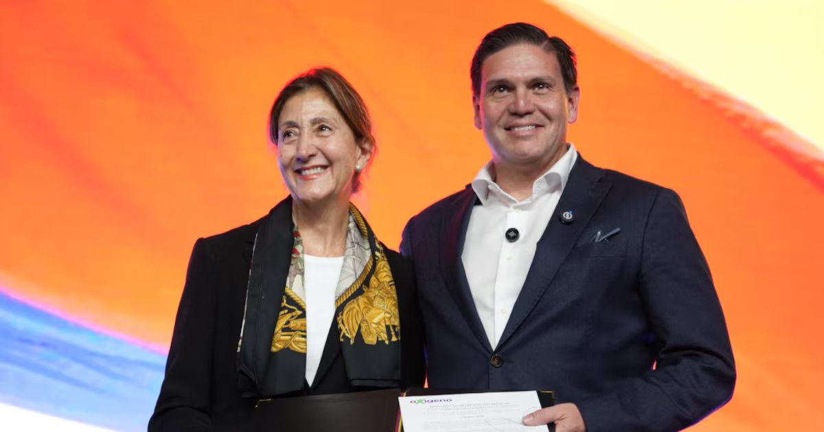 Ingrid Betancourt celebró la llegada de Paloma Valencia a la Gran Consulta: le pidió a Juan Carlos Pinzón se sume