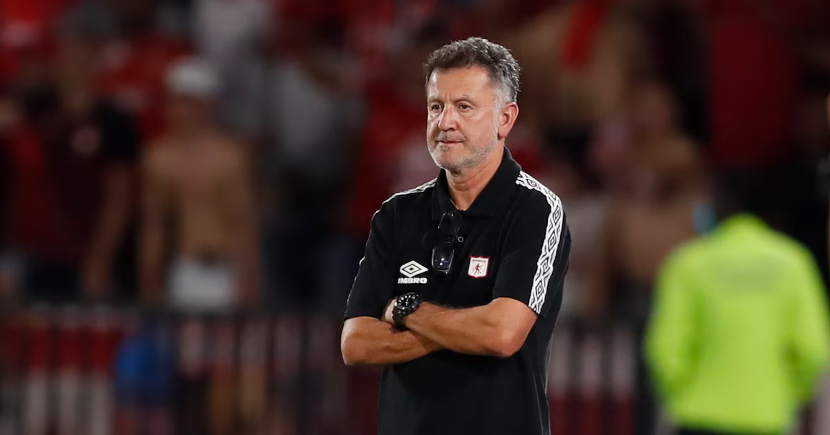 Juan Carlos Osorio sigue vigente en la dirección técnica, el colombiano fue presentando en equipo recién ascendido a la Serie A de Brasil para 2026: “Bienvenido, maestro”