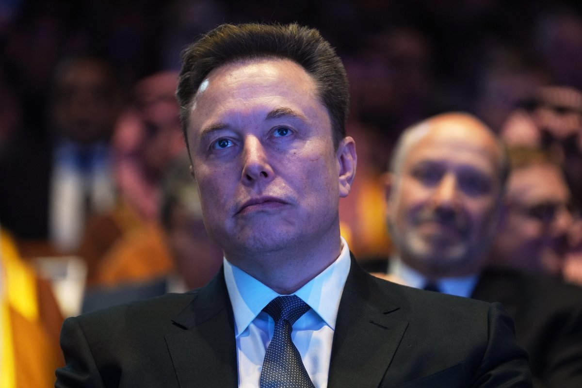 La Jornada - Elon Musk se convierte en la primera persona con patrimonio valorado en 700 mil mdd