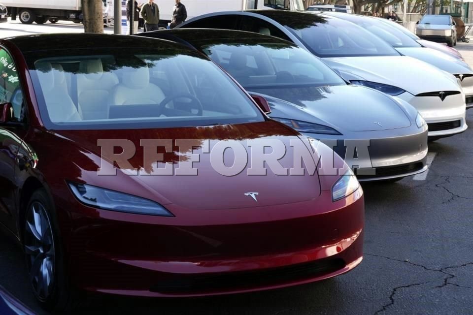 Lanza Tesla una variante de bajo costo del Model 3 en Europa - Reforma