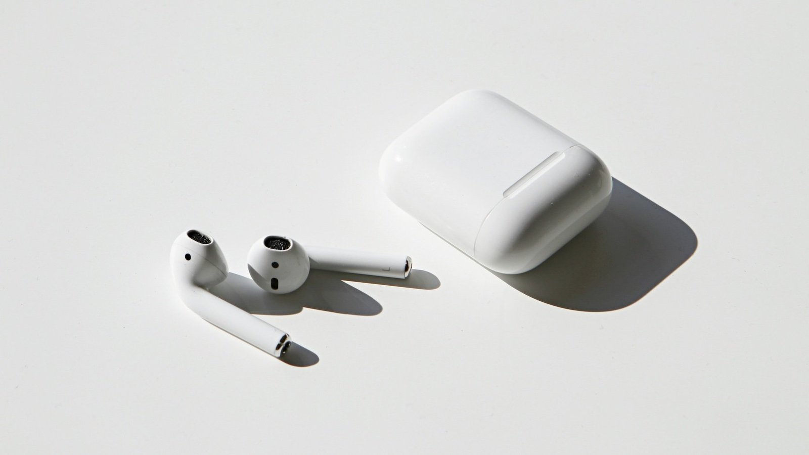 Los AirPods de colores que Apple descartó tras la experiencia del iPhone 5c