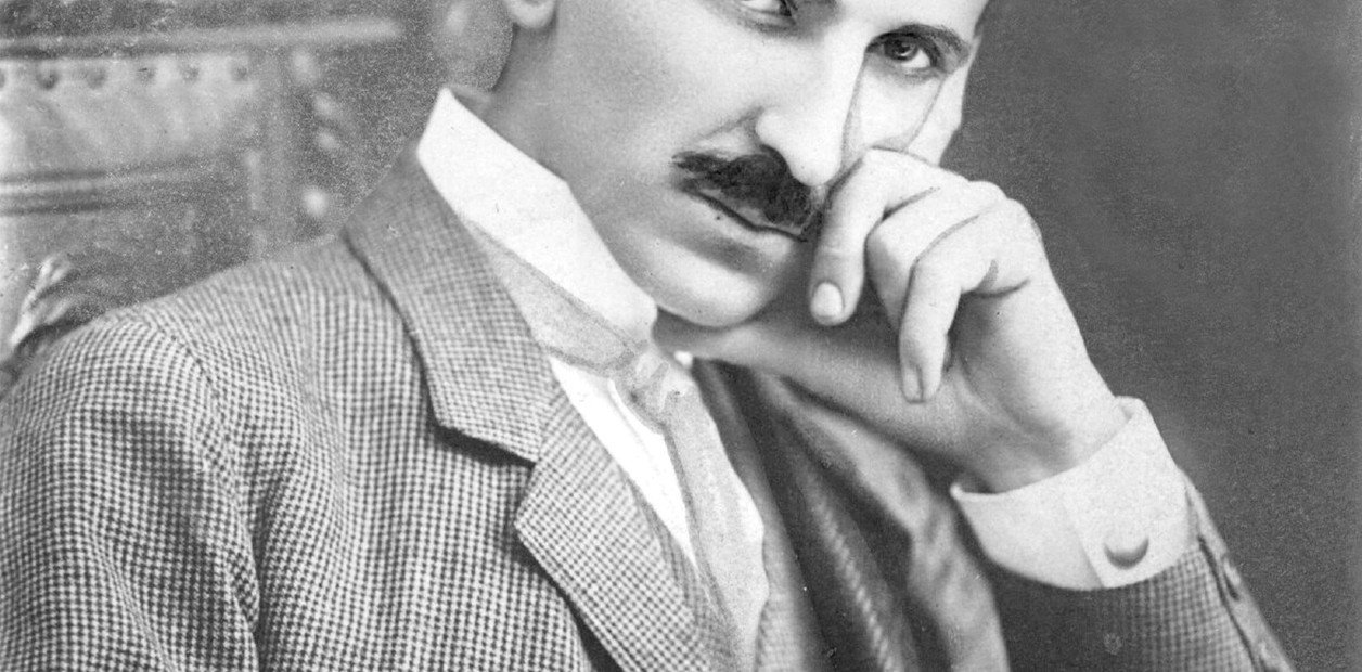 Nikola Tesla, el genio que iluminó el mundo y murió sin fortuna
