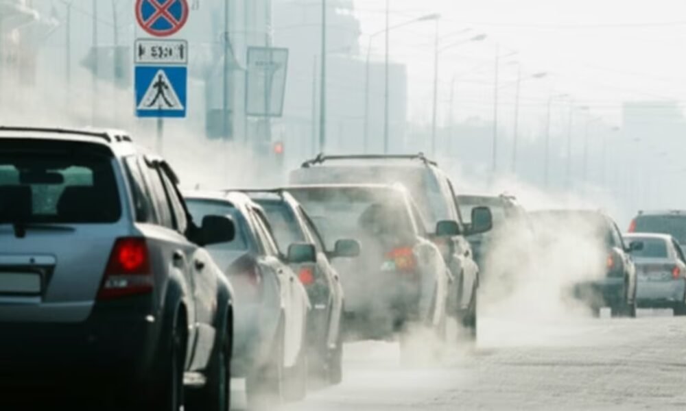 Nueve de cada diez colombianos respaldan estándares de eficiencia vehicular para reducir la contaminación del aire