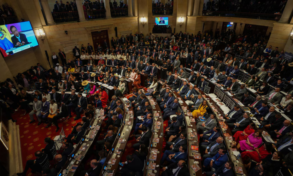 Oposición celebró el colapso de la reforma tributaria, mientras que el oficialismo guardó silencio: “Hoy ganan los ciudadanos”