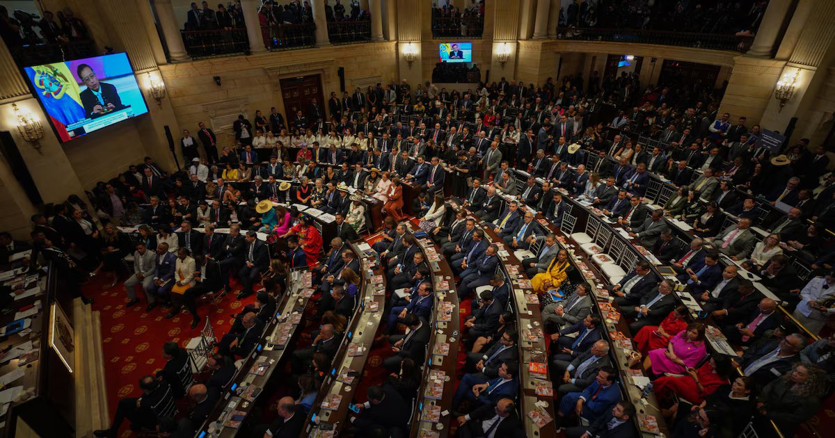 Oposición celebró el colapso de la reforma tributaria, mientras que el oficialismo guardó silencio: “Hoy ganan los ciudadanos”