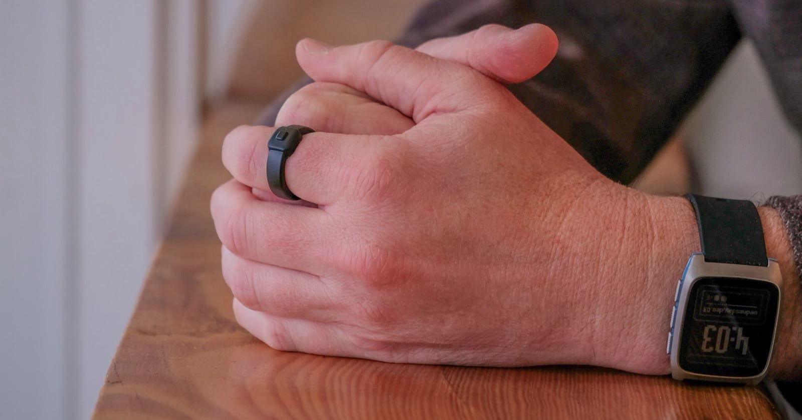 Pebble presenta un anillo inteligente compatible con iPhone de $ 75 para grabaciones de voz rápidas