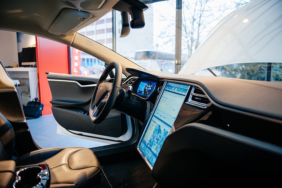 Ponga a prueba la conducción automática de su Tesla rumbo al caótico camino a la Central de Abastos