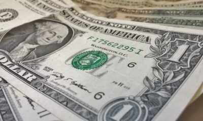 Precio del dólar en Colombia amenaza con estar caro en Navidad: así cerró el 15 de diciembre ante el aumento del salario mínimo