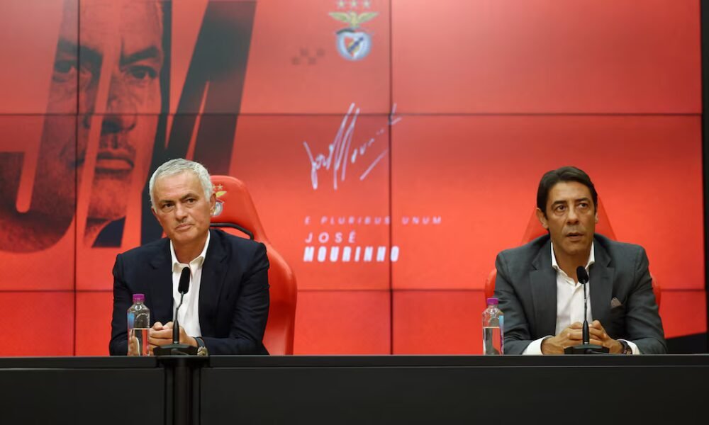 Presidente del Benfica defendió a Richard Ríos de las críticas tras su actuación ante el Napoli: “Un jugador de la talla”