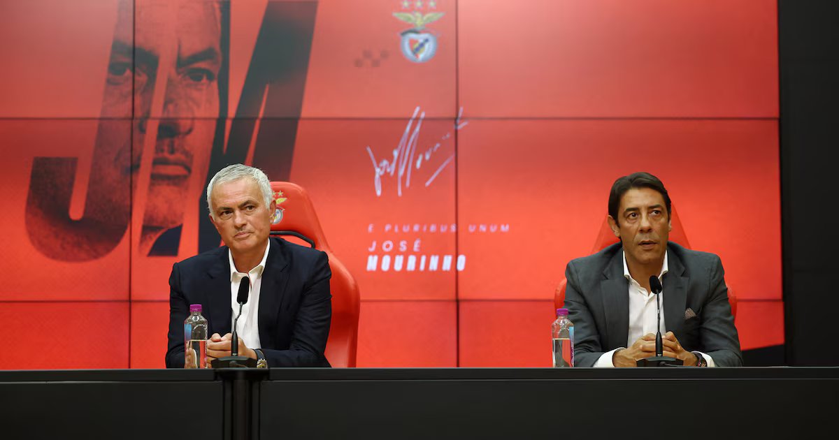 Presidente del Benfica defendió a Richard Ríos de las críticas tras su actuación ante el Napoli: “Un jugador de la talla”